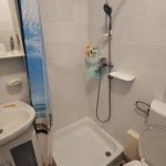 Ugradit samo staklo na tus kabini Ugradit samo staklo na tus kabini